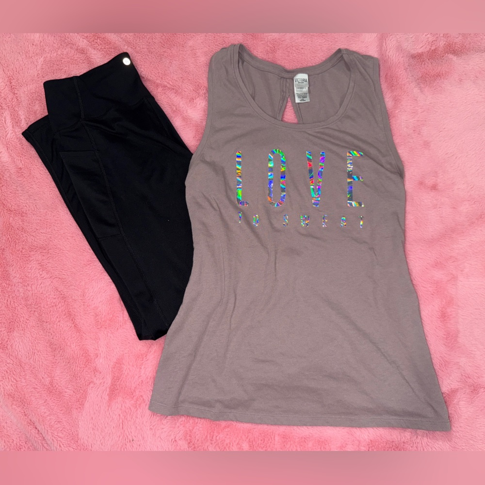 Victoria’s Secret “Love to Sweat” workout set size M/L